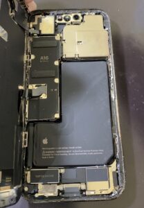 iPhone14Pro 分解修理 宮崎市